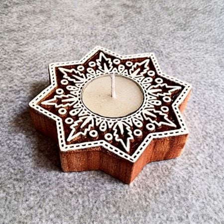 Handcrafted Wooden T Light Set of 5 Decor